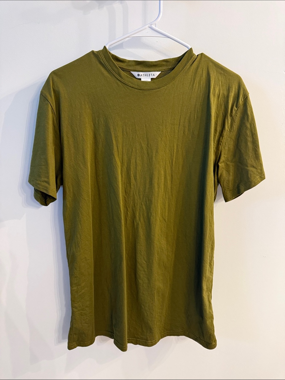 Athleta women’s Olive green-yellow Crewneck Short Sleeve Tee